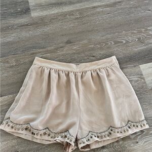 H&M Beaded Scallop Hem Women's Shorts - Beige Blush